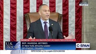 Hakeem Jeffries accidentally says 'we will FART HARD' for the freedom to vote' - corrects himself