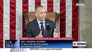 Hakeem Jeffries accidentally says 'we will FART HARD' for the freedom to vote' - corrects himself