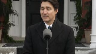 Justin Trudeau announces resignation