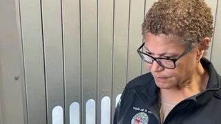 Karen Bass text messages about Palisades fire DELETED