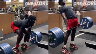 Dude collapses after deadlifting 500lbs