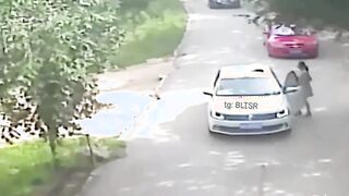 Woman gets out of the car to argue with husband inside a Tiger Safari