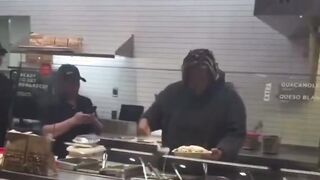 Woman makes her own meal when Chipotle staff gives her tiny portions