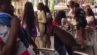 Women tried to DINE AND DASH, but forgot their keys and had to come back