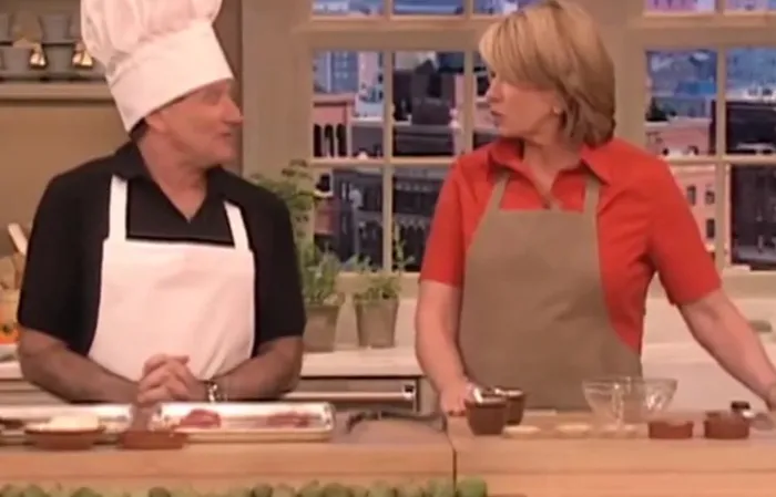 Robin Williams was in a hilarious cook-along with Martha Stewart.