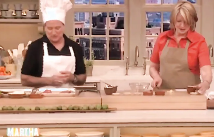 Robin Williams was in a hilarious cook-along with Martha Stewart.