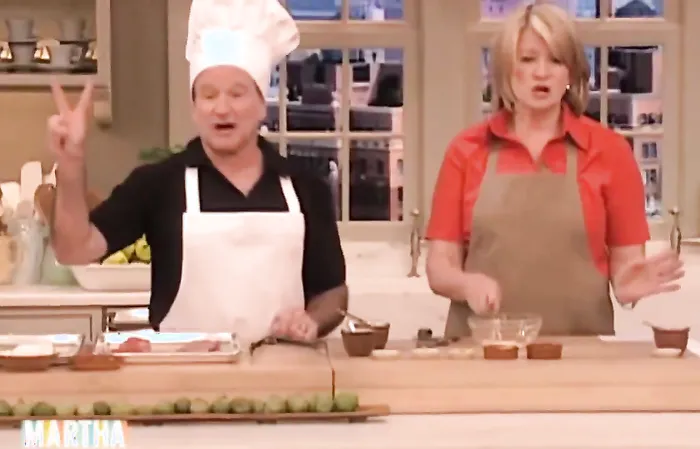 Robin Williams was in a hilarious cook-along with Martha Stewart.