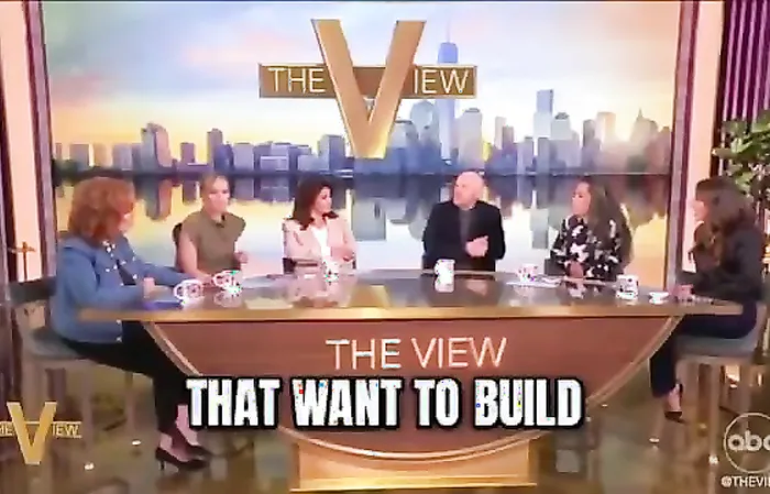 Bill Burr says Elon Musk is a "nerd" who doesn't "know how to talk to hot women"