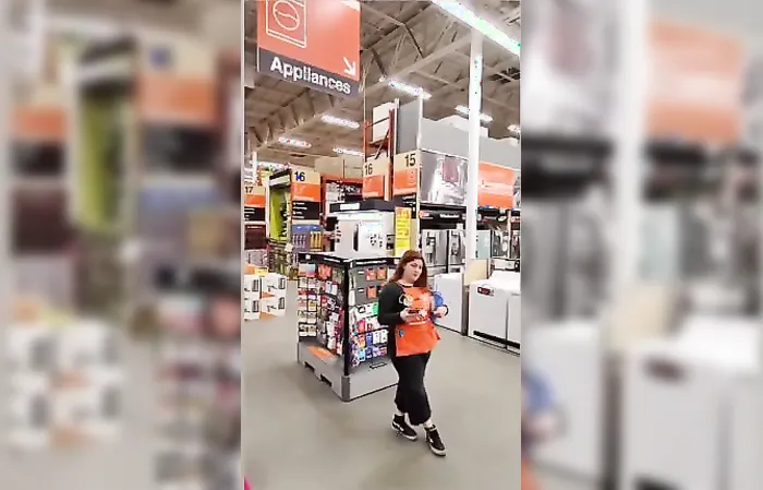 Home Depot workers fall for "left-handed hammer" trick