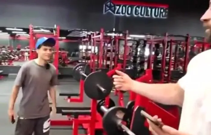 Streamer steals a bodybuilders hat at the gym, gets SLAPPED in the face