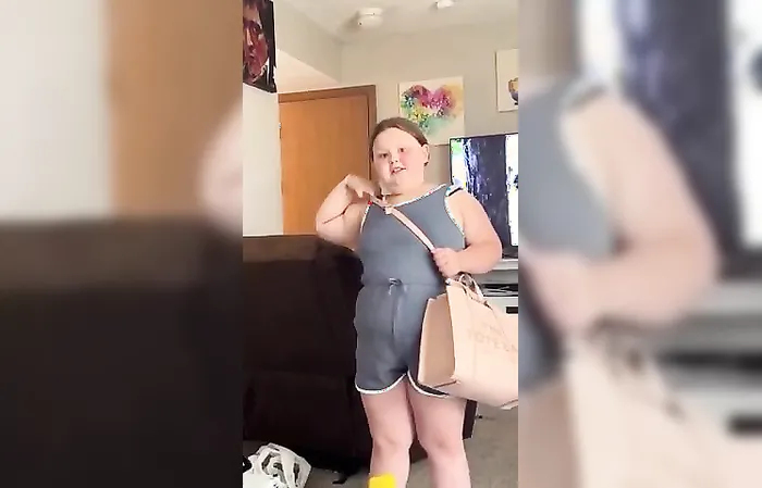 7-year-old ordered $600 purse on mom's credit card