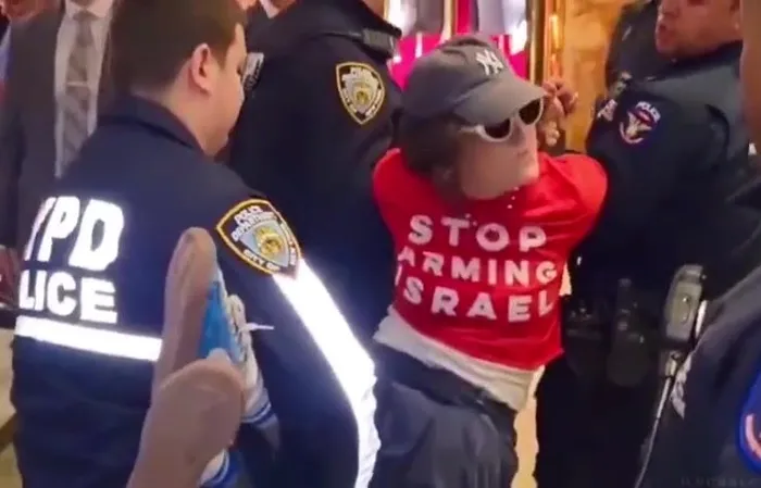NYPD is arresting protestors who took over Trump Tower