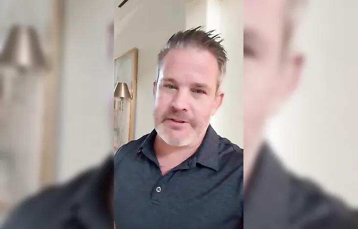 Adam Kinzinger is crying on the Internet again