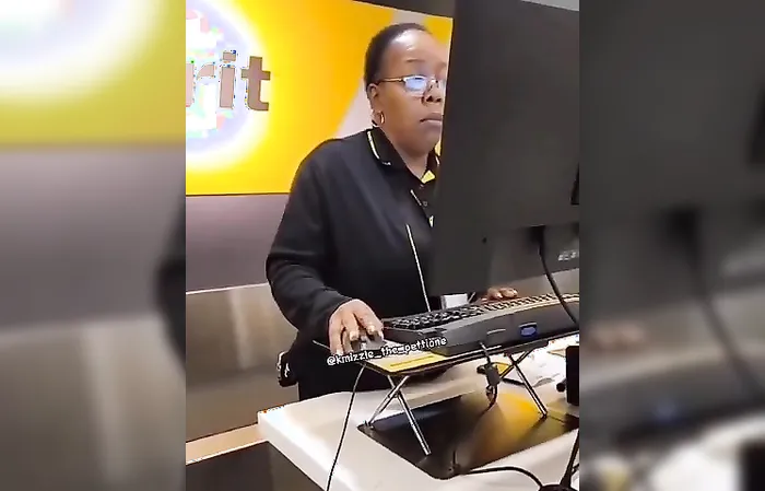 Spirit Airline workers have heated PROFANE argument in front of everyone