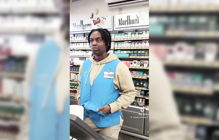 Customer claims Walmart worker wouldn't count the change