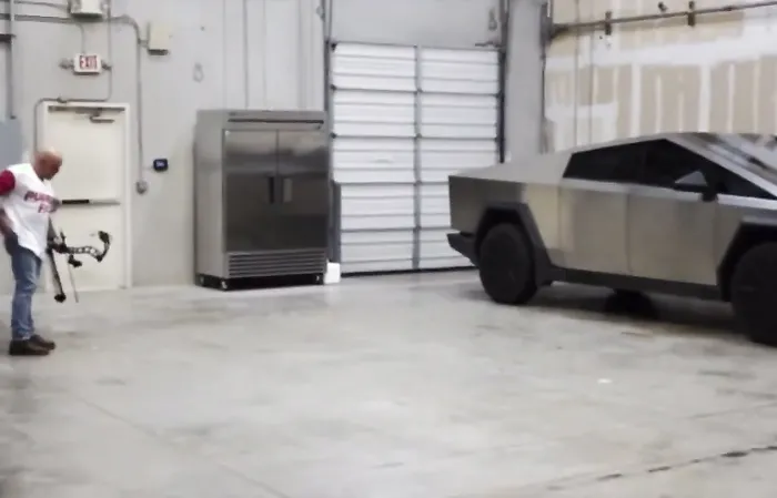 Elon Musk typo sparks hilarious comments Joe Rogan shot an arrow at his Tesla truck