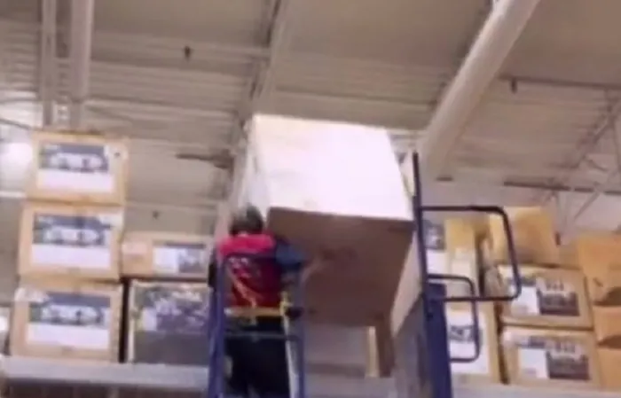Video of Lowe's employee struggling with box leads to resignation
