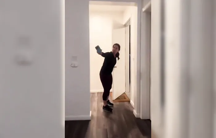 Woman trespasses into neighbors home to complain