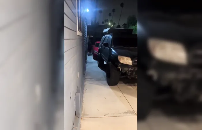 Woman trespasses into neighbors home to complain
