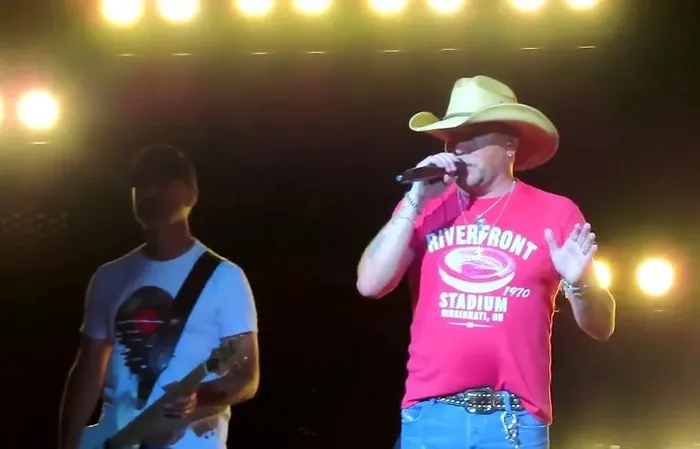 USA! USA! USA!: Jason Aldean crushes woke critics, has crowd going wild