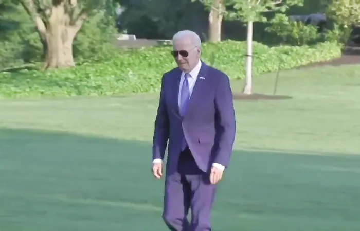 New video shows Biden bumping head on a helicopter