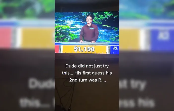 No way he tried this on Wheel of Fortune