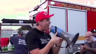 Guy does funniest thing ever to a protest