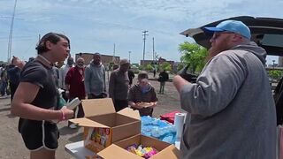 Liberal loon attacks man feeding the homeless