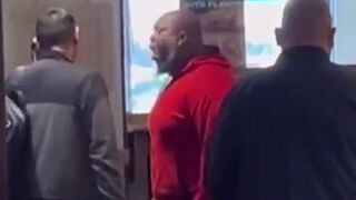 Guy explodes on racist "foreigners" in a Panera Bread