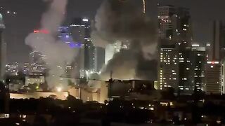 Iranian missiles strike Tel Aviv as Israel's defense system fails