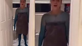 Dude turns his girlfriend completely blue (very bad idea)