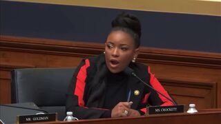 Crockett makes herself look dumber than usual