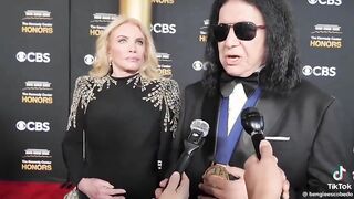 Gene Simmons slams Hollywood actors who won't keep their mouth shut about politics
