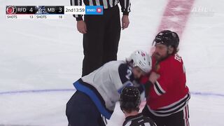 Epic moment breaks out during hockey game
