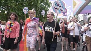 Keir Starmer is a woke POS ruining the country