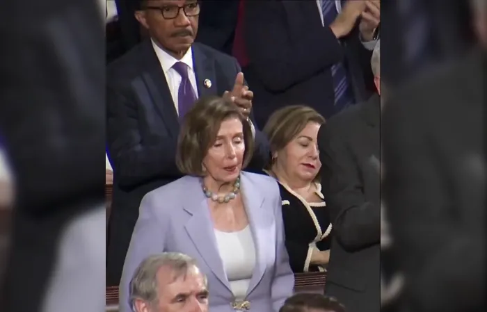 Was Nancy Pelosi's dentures falling out?