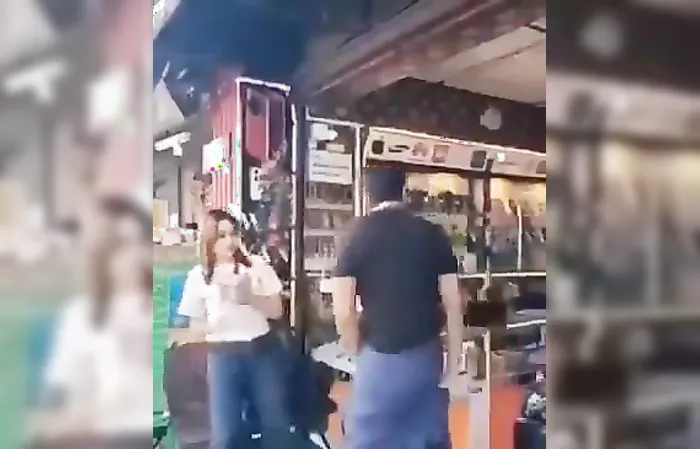 The Indian music makes it funnier