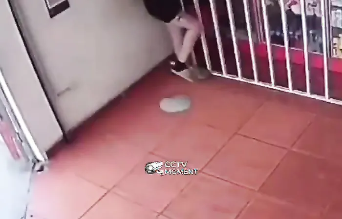 Nasty dude beats off on some stranger's leg