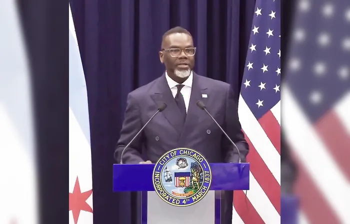 Chicago's DEI Mayor Johnson: Restaurants have "ties with slavery" so we "need reparations"