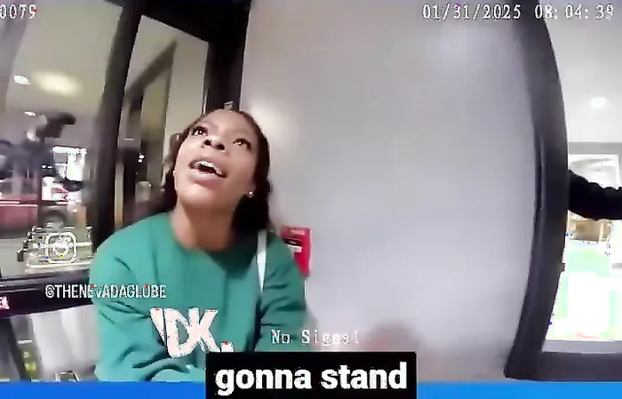 Lady throws tantrum bc vending machine doesn't take EBT card at her 11-year-old's HOTEL PARTY