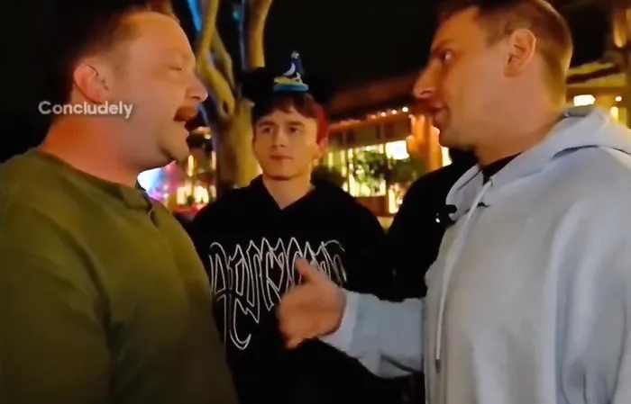 Disneyland employee accused of trying to meet underage child
