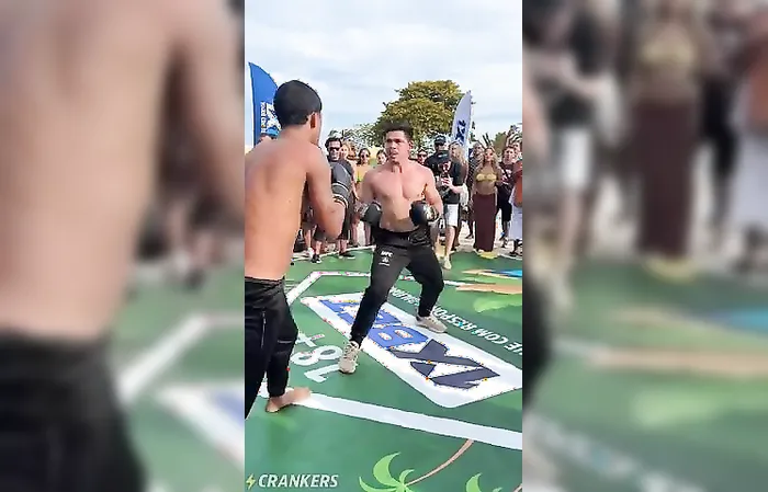 All eyes on the prize