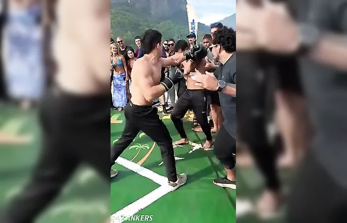 All eyes on the prize
