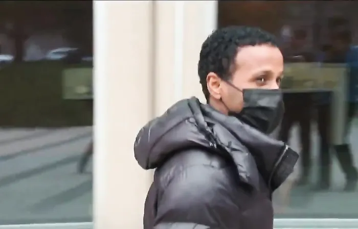 'Judge should be REMOVED' - suspect accused of stealing millions gets light sentence
