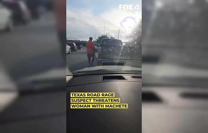 Houston man pulls a machete on a woman