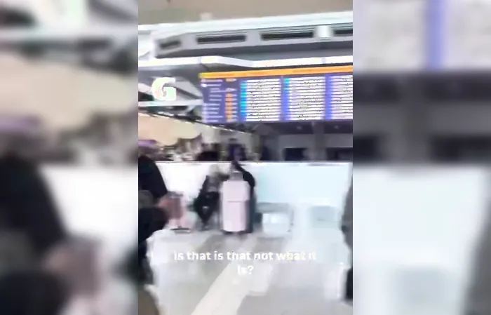 ICE agents laugh at screeching liberals in airport