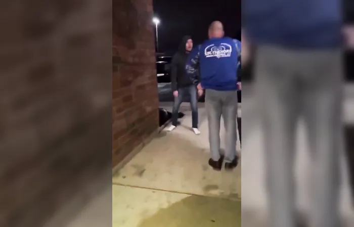 Dude beats up a guy who bullied his son