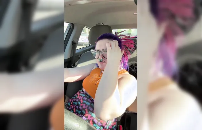 Help me identify what's in this video