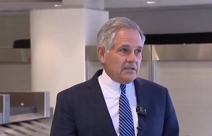 Philly DA Larry Krasner THREATENS ICE agents at the airport