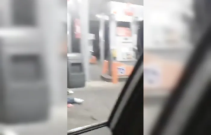 Store owners give thief the RODNEY KING treatment
